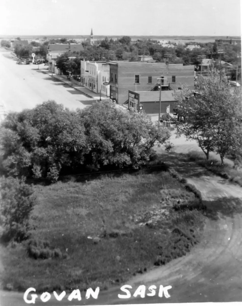 Elevated view of Govan's main street